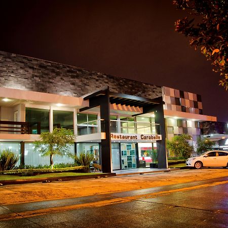 Hotel Portonovo Plaza Expo Zapopan Buitenkant foto
