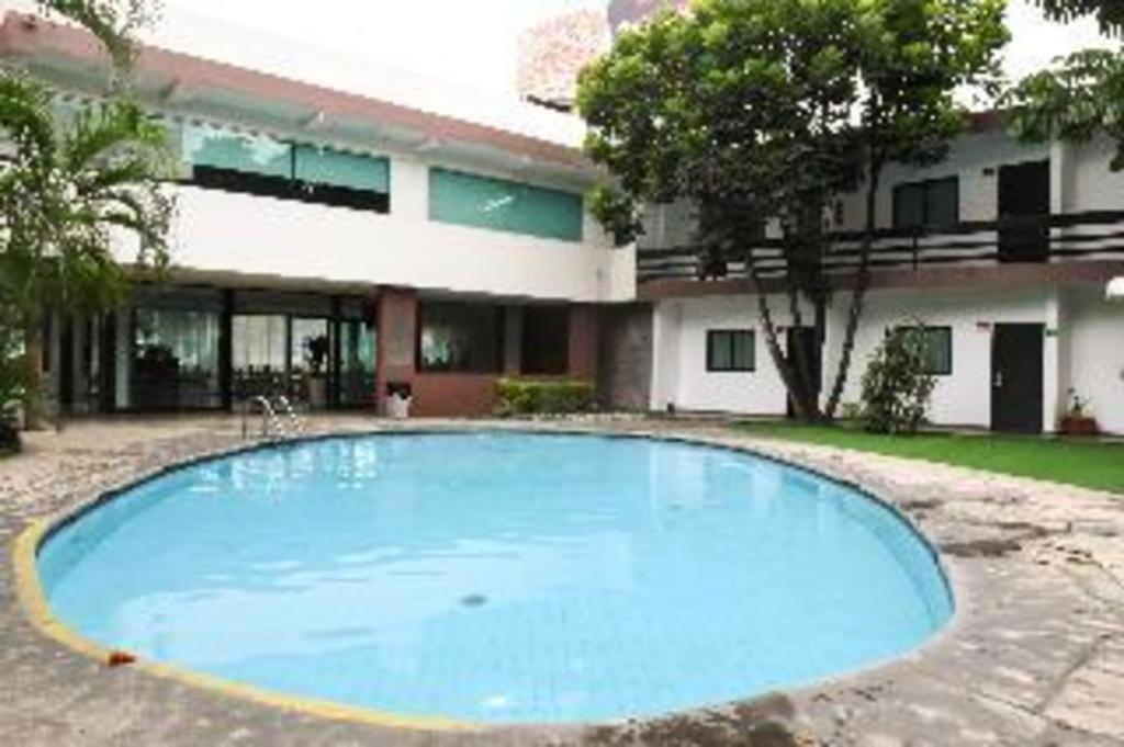Hotel Portonovo Plaza Expo Zapopan Buitenkant foto