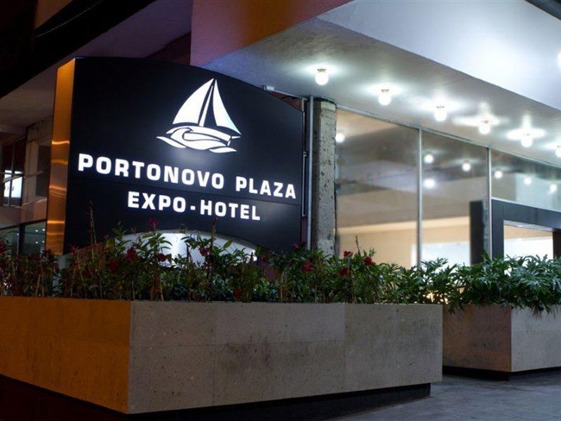 Hotel Portonovo Plaza Expo Zapopan Buitenkant foto