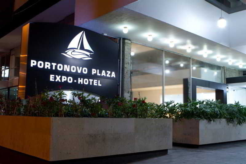 Hotel Portonovo Plaza Expo Zapopan Buitenkant foto